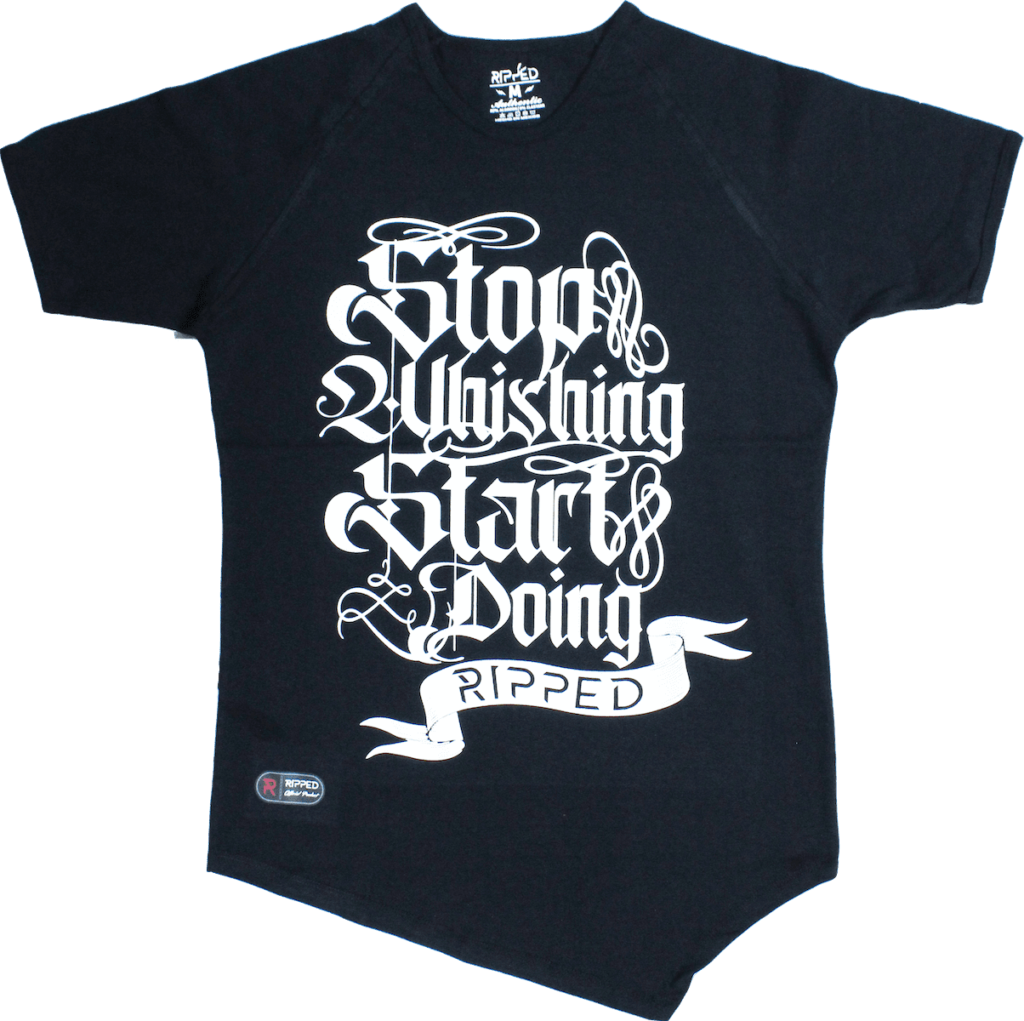 letras negra manga corta pico